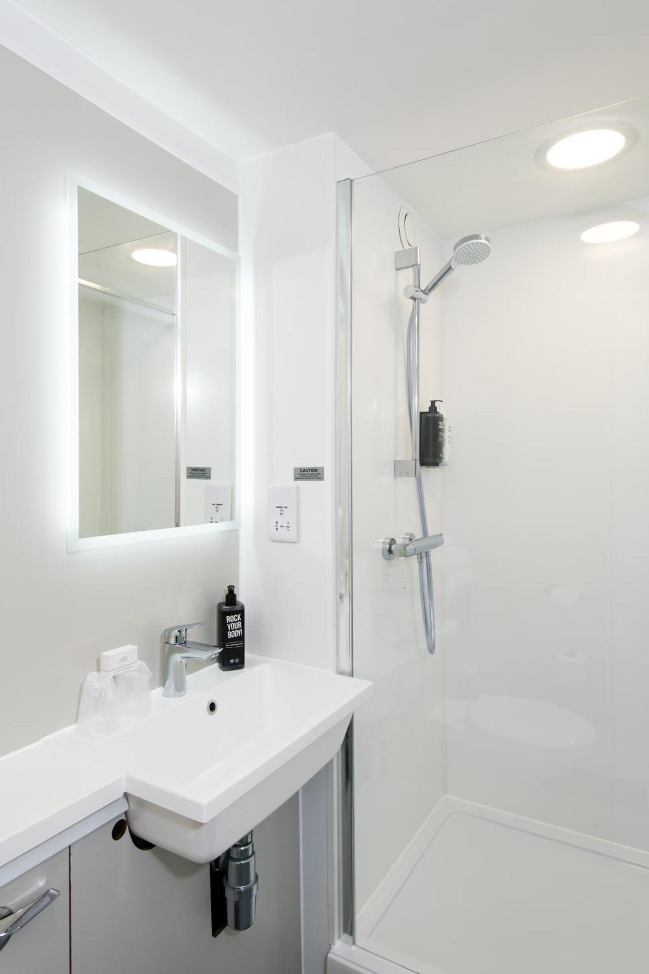 Ibis Plymouth Ξενοδοχείο Εξωτερικό φωτογραφία